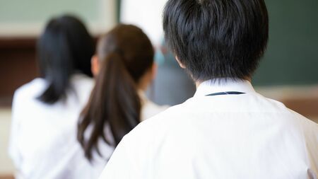 【福岡県・飯塚市】女子中学生（13）と女子小学生(12)を誘拐した疑い　無職の男(20)と男子高校生(19)を逮捕